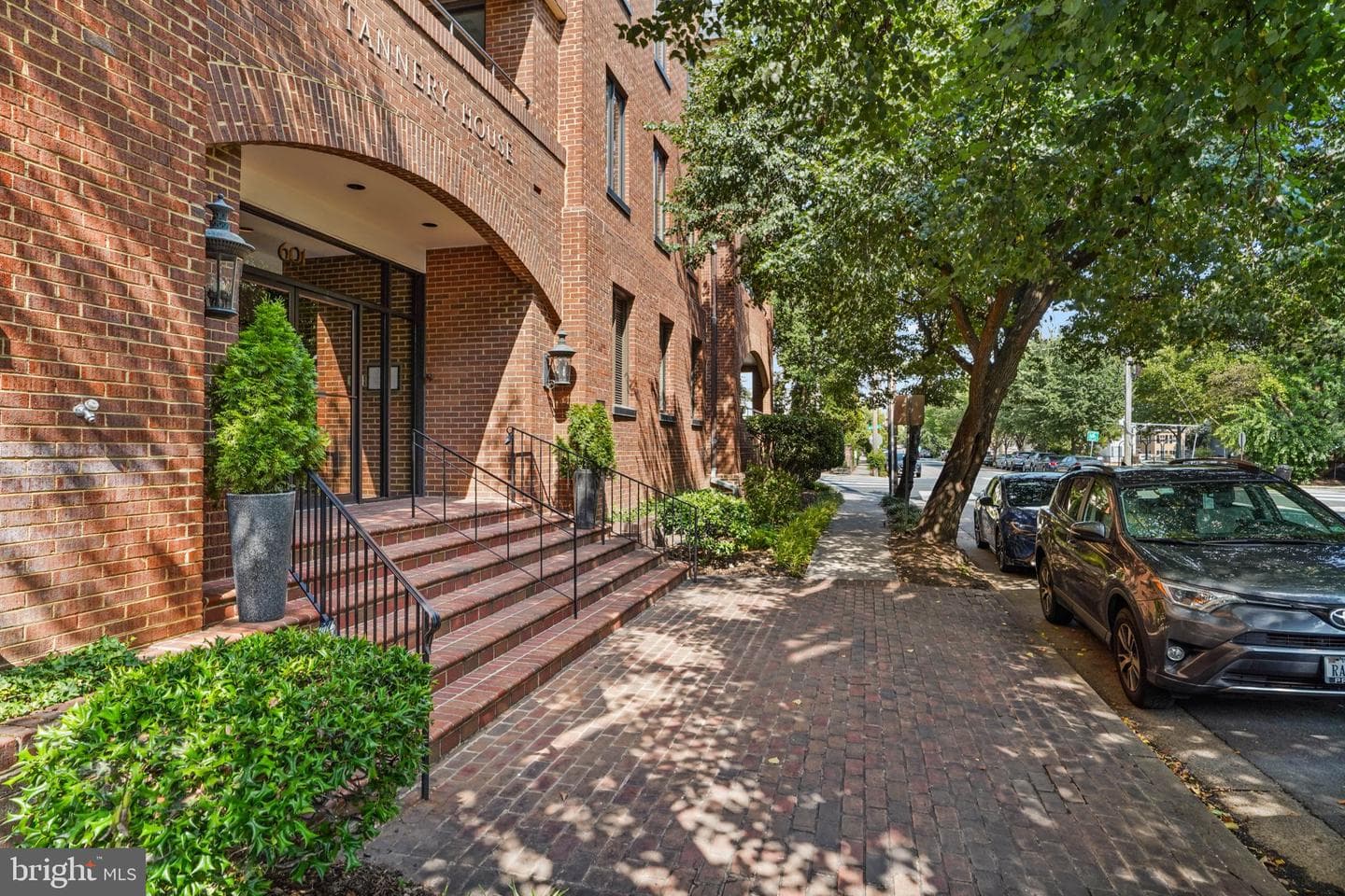 601 Wilkes Street #204, Alexandria
