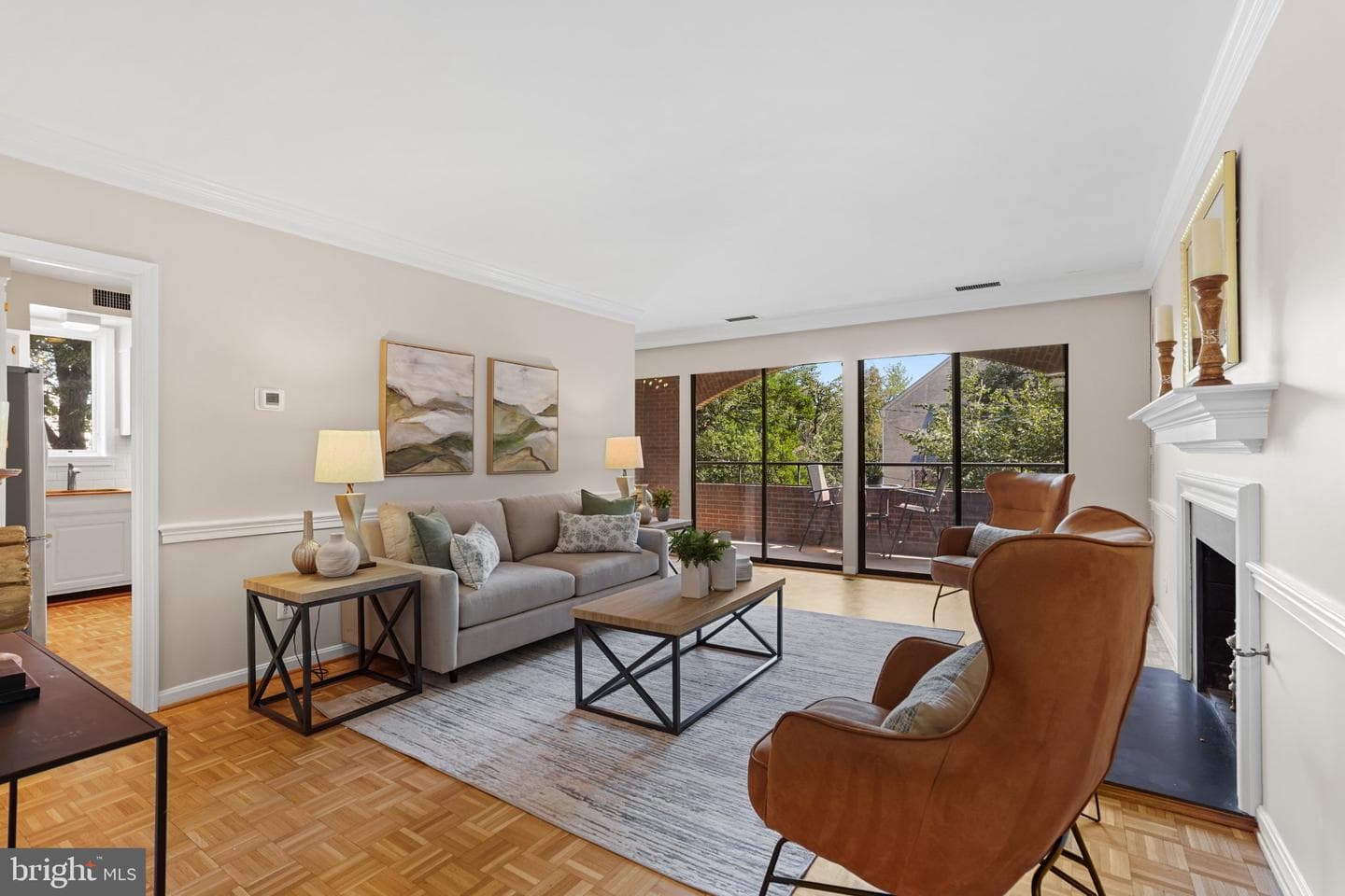 601 Wilkes Street #204 photo 5