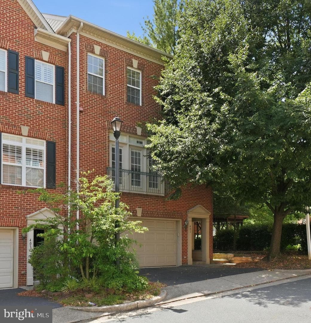 401 Stanton Pl, Alexandria