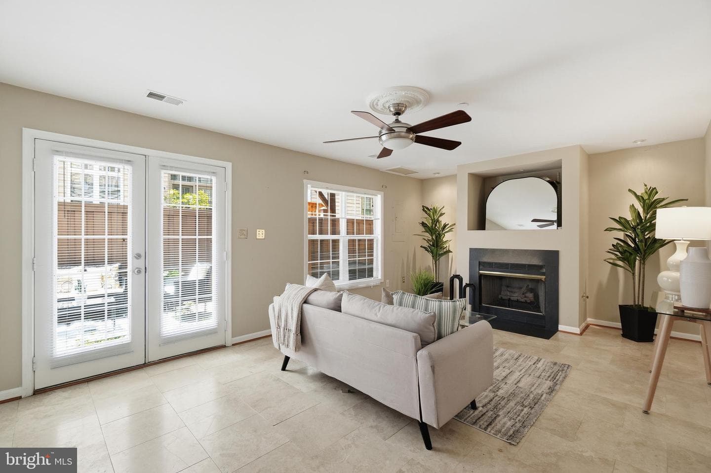 401 Stanton Pl, Alexandria