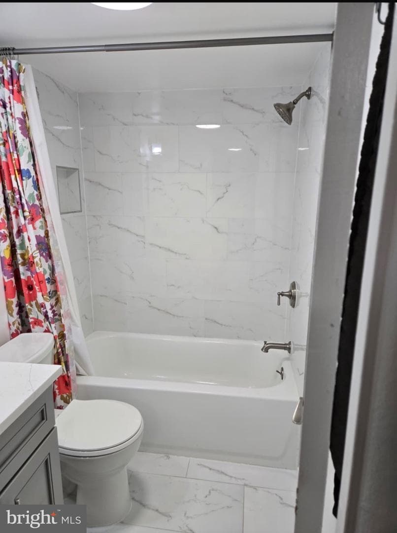 16 S Van Dorn St # 607 photo 13