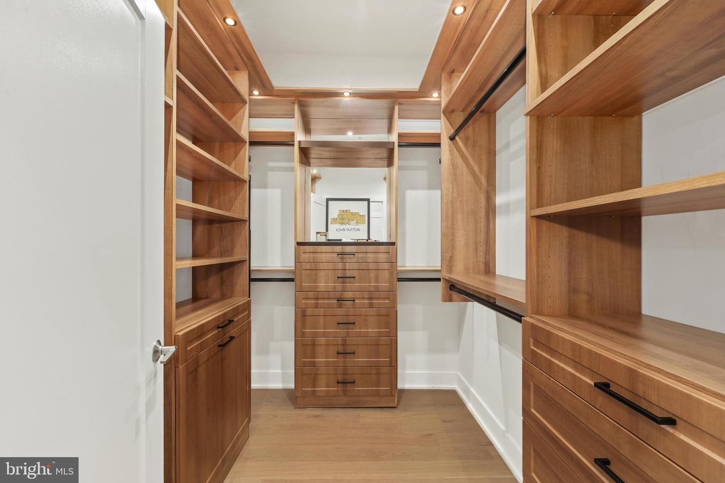 701 Swann Avenue #511 photo 16