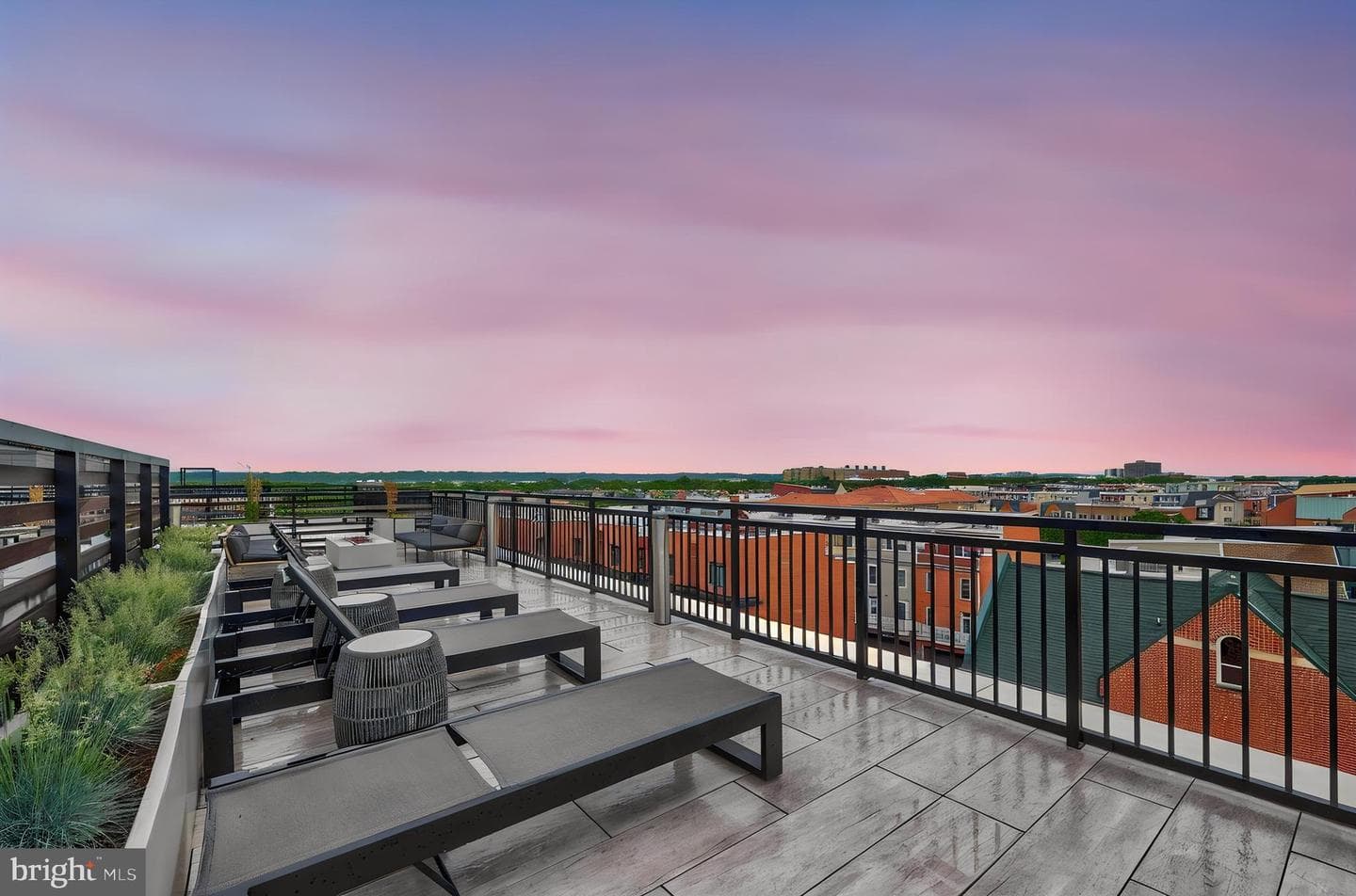 701 Swann Avenue #511 photo 37