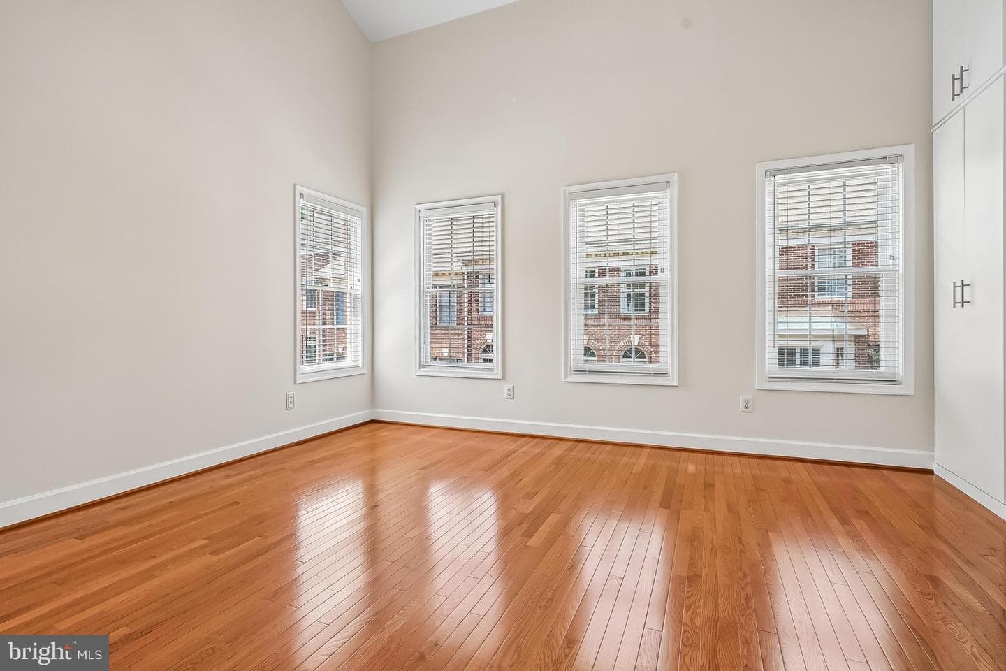 4625 Knight Place photo 33