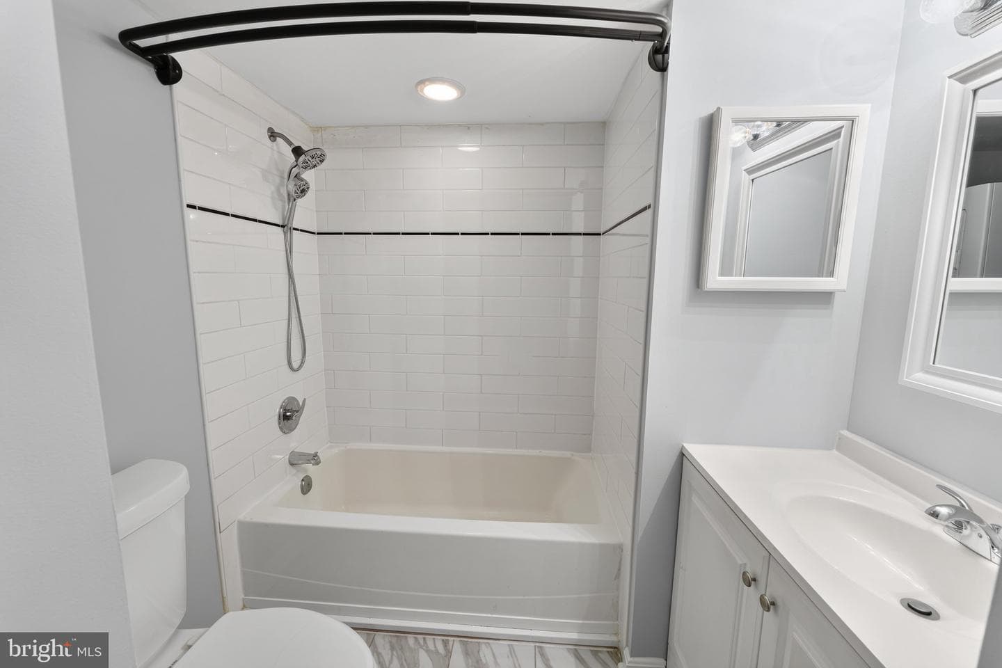 6300 Stevenson Ave # 220 photo 17