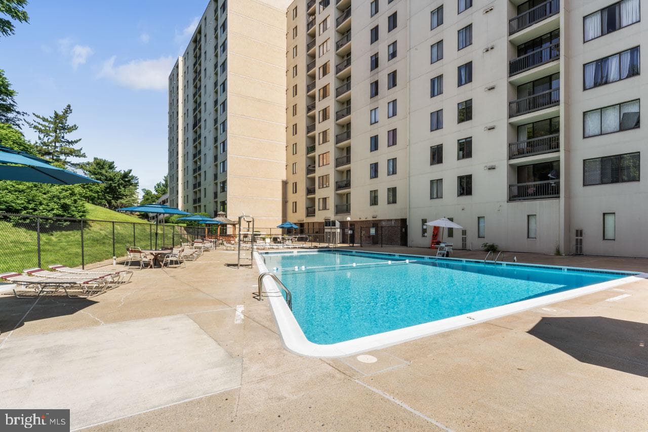 6300 Stevenson Ave # 220 photo 32