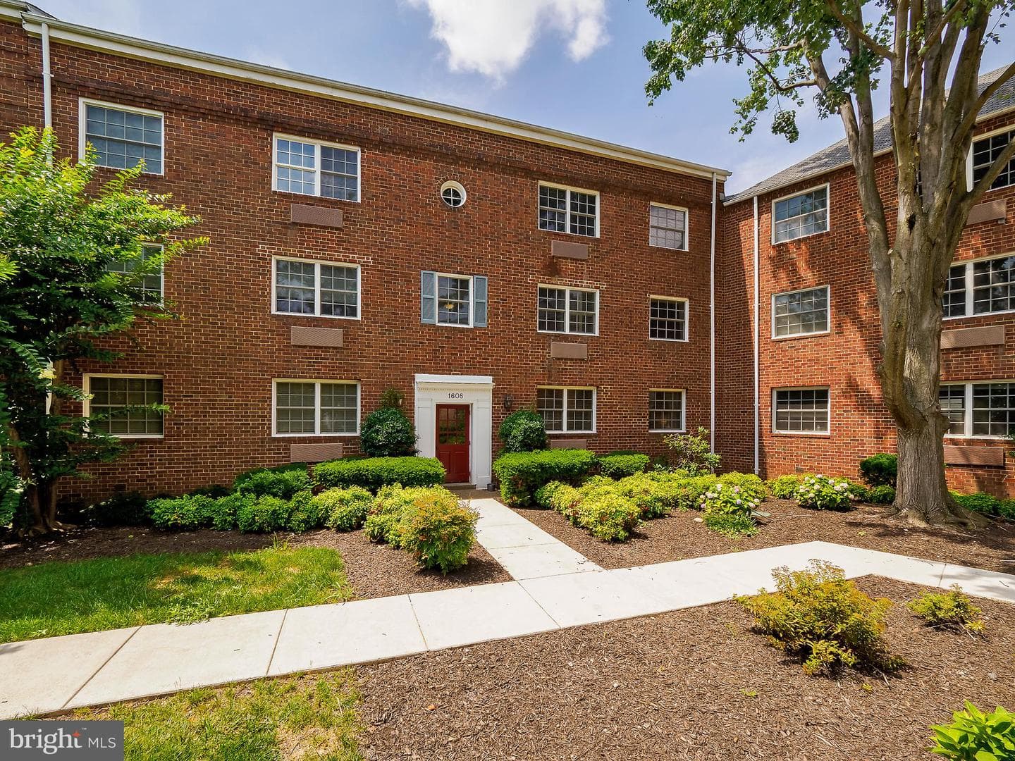 1608 W Abingdon Dr # 102, Alexandria