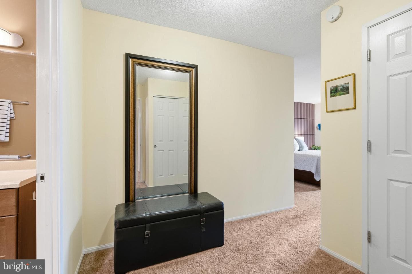 203 Yoakum Pkwy # 410 photo 22