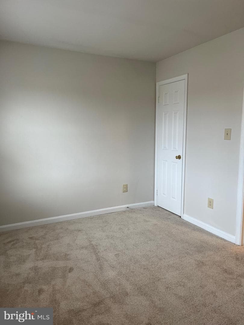 1533 Oronoco Street photo 11