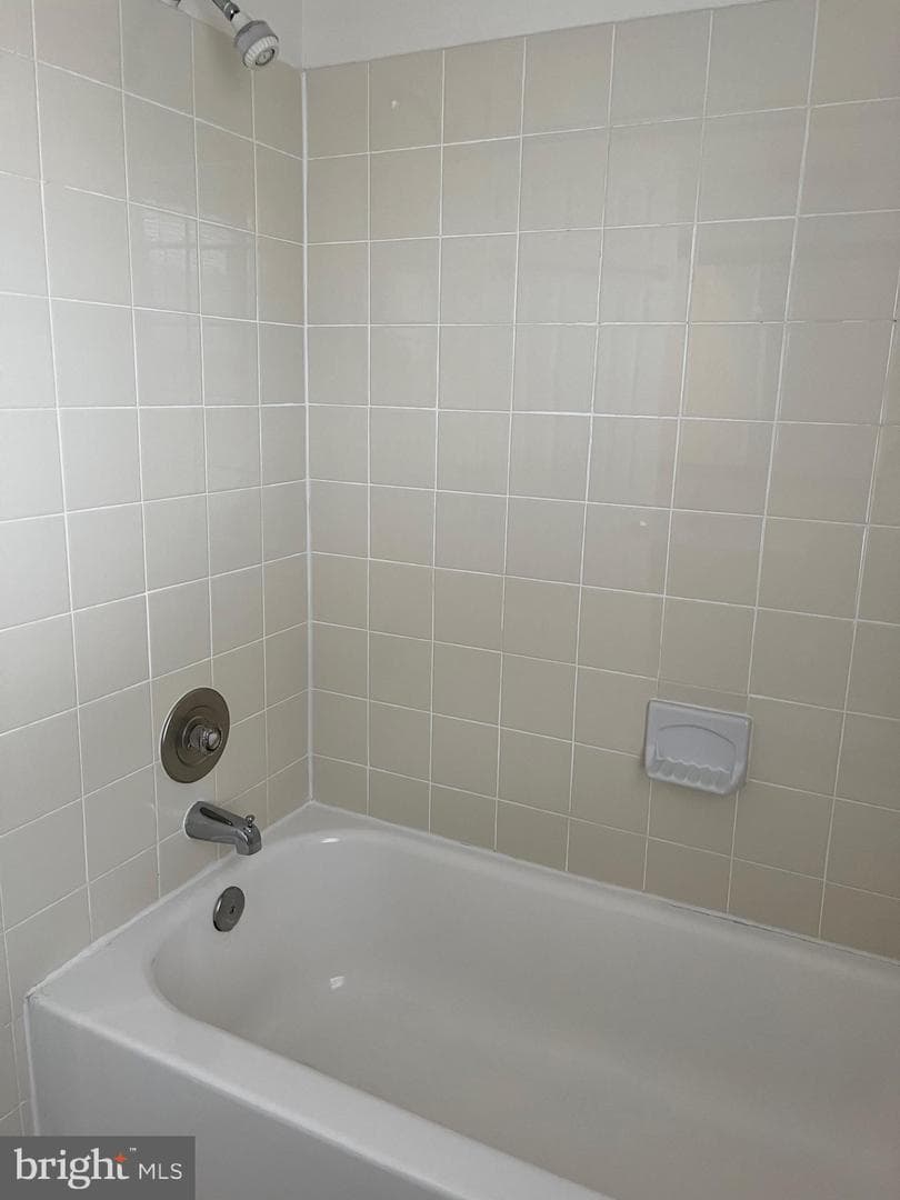 1533 Oronoco Street photo 13