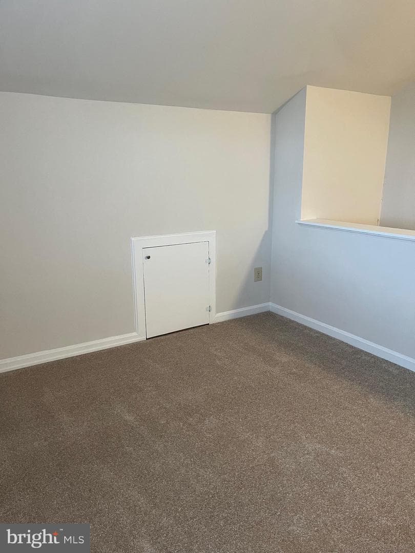 1533 Oronoco Street photo 19