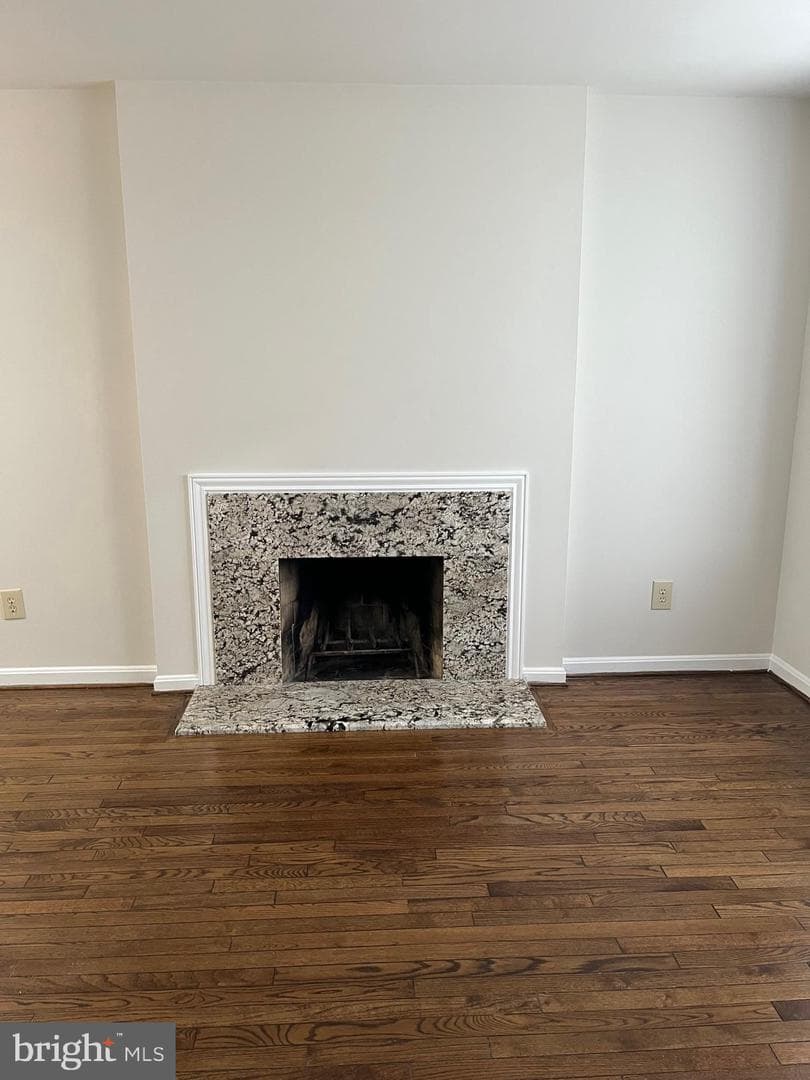 1533 Oronoco Street photo 3
