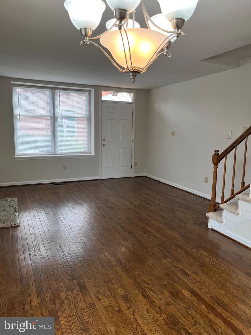 1533 Oronoco Street photo 5