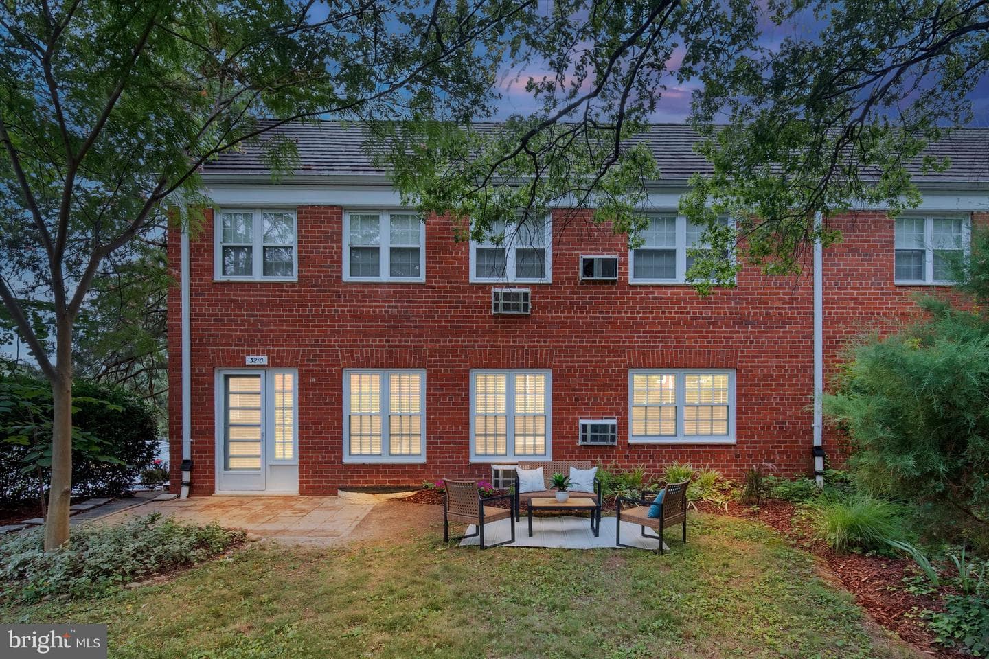 3210 Martha Custis Drive, Alexandria