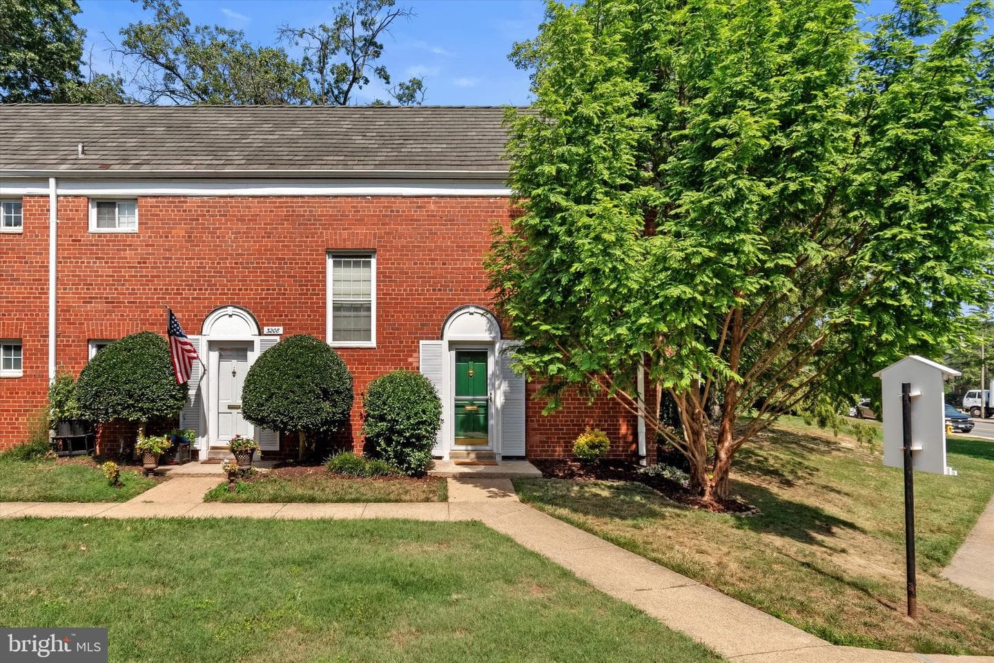 3210 Martha Custis Drive, Alexandria