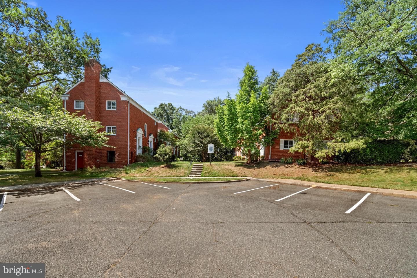 3210 Martha Custis Drive photo 22