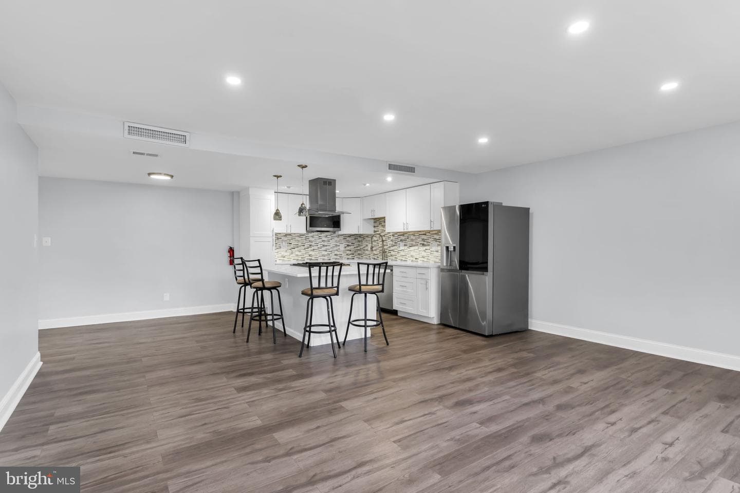 4600 Duke Street #303 photo 6