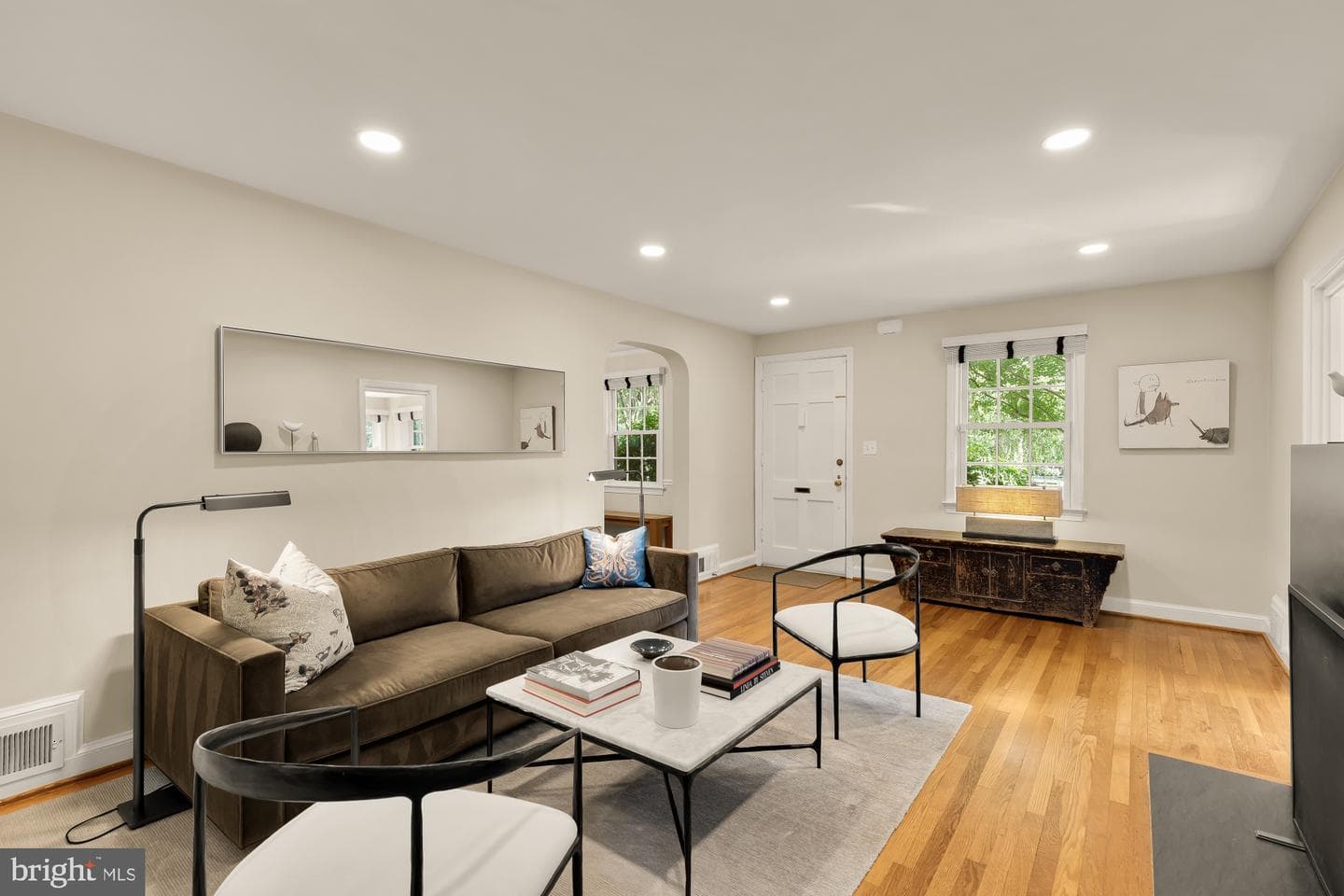 517 Janneys Lane photo 3