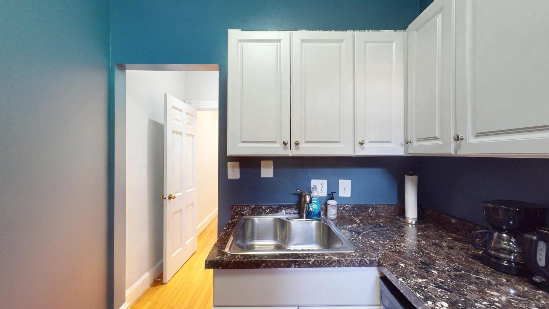 1525 King Street photo 11