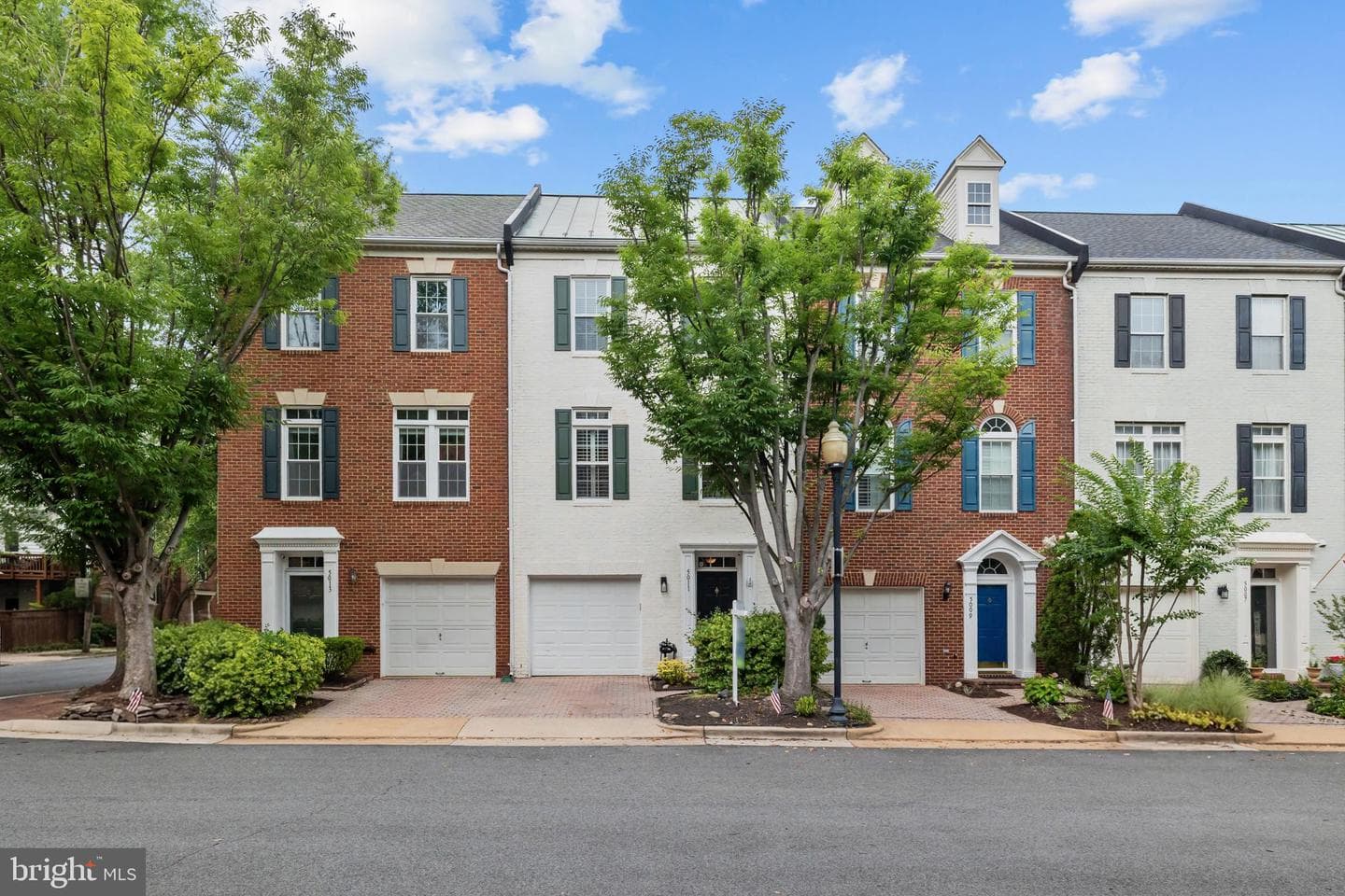 5011 Waple Lane, Alexandria
