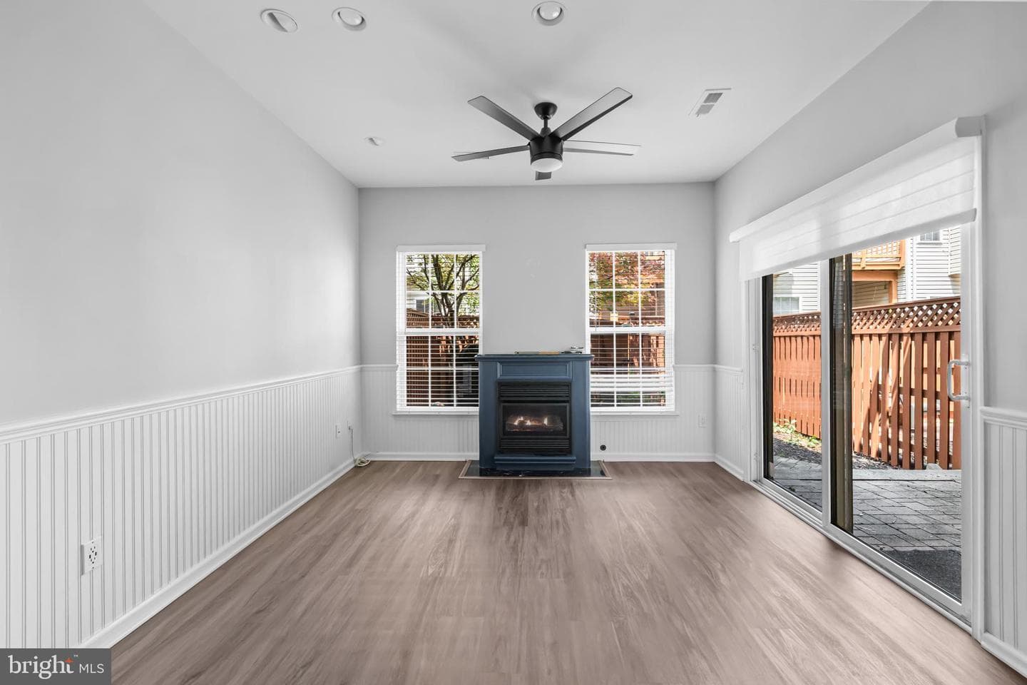 5011 Waple Lane photo 12