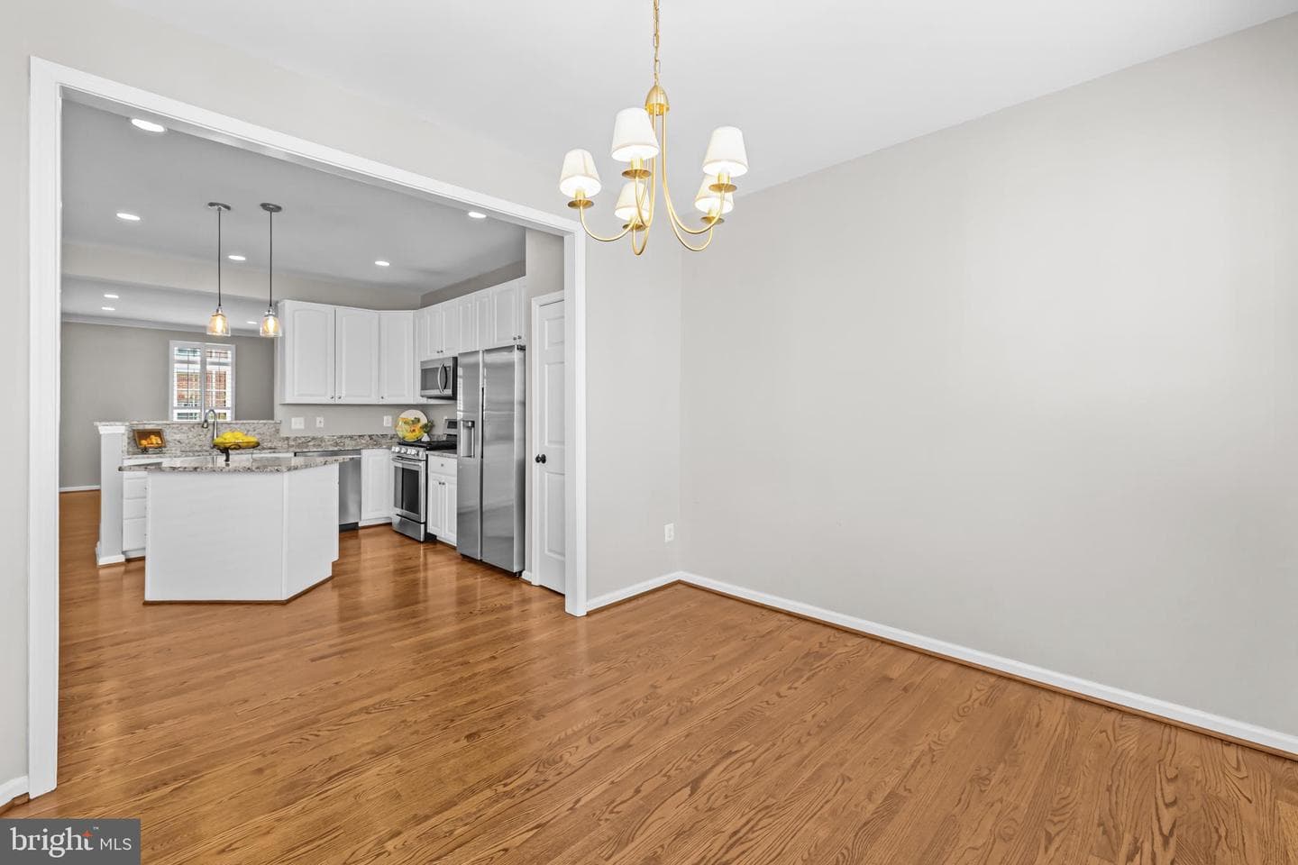 5011 Waple Lane photo 26