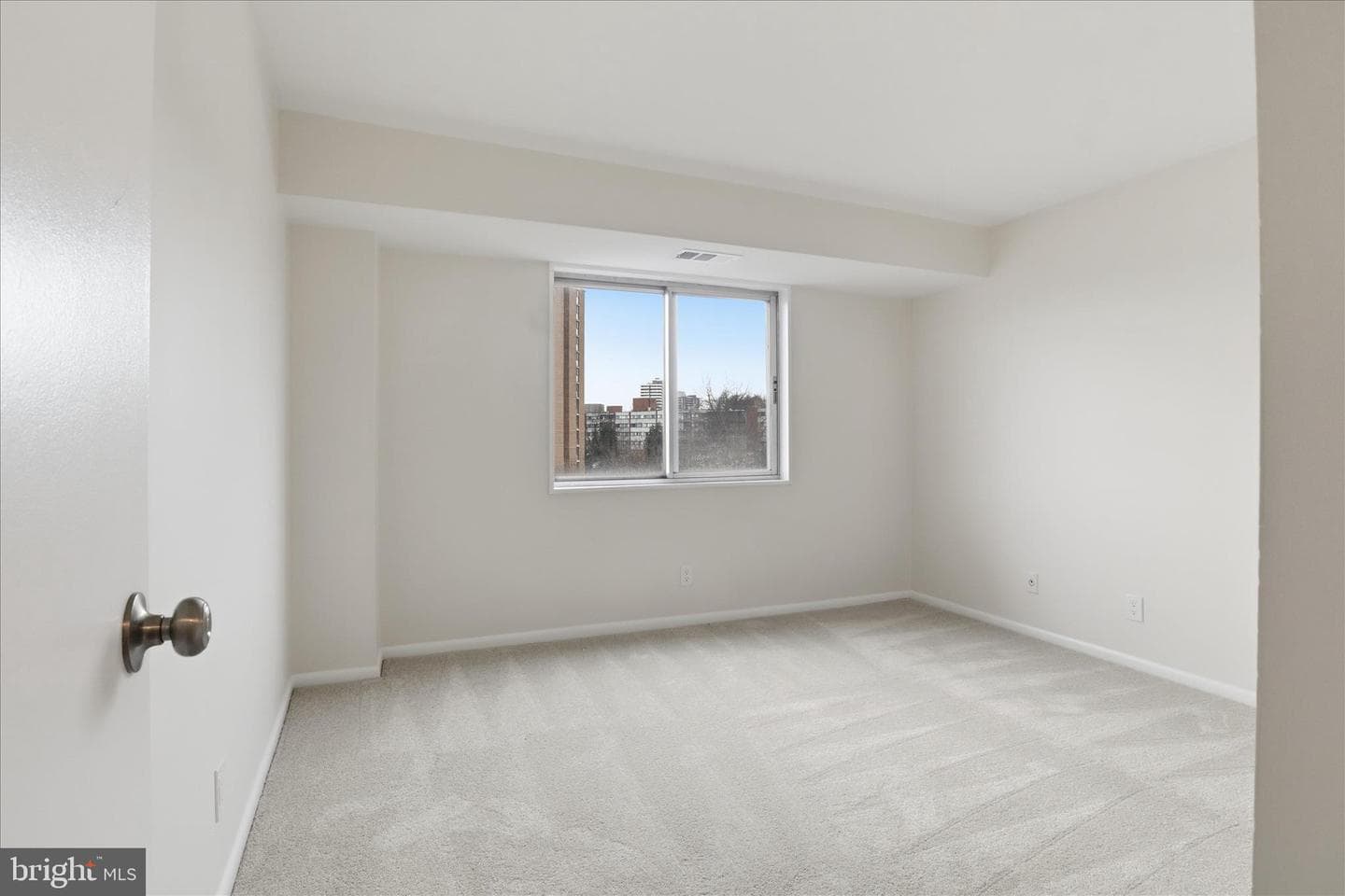 5340 Holmes Run Parkway #904 photo 13