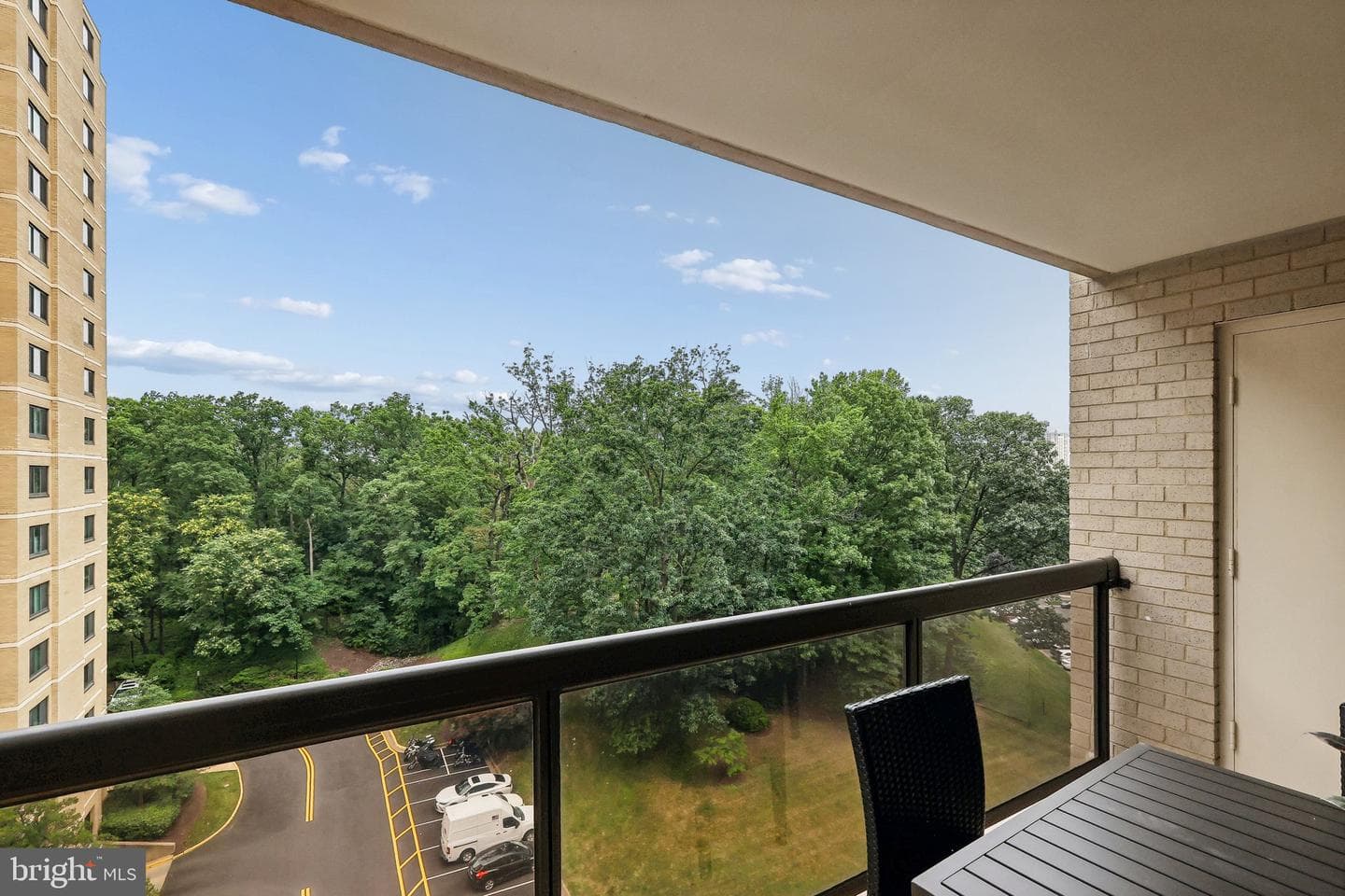 203 Yoakum Parkway #925 photo 20
