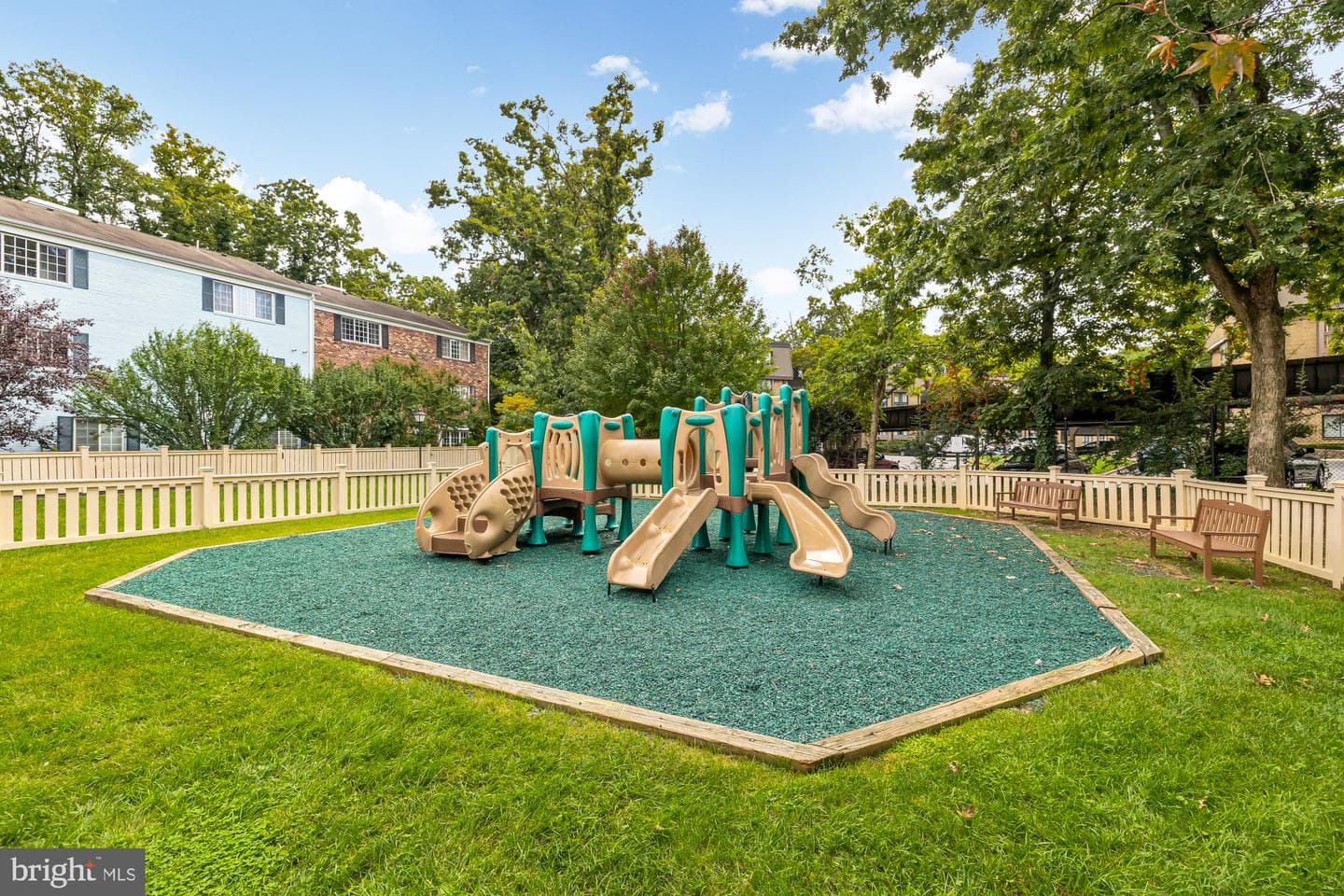 1545 N Van Dorn photo 35