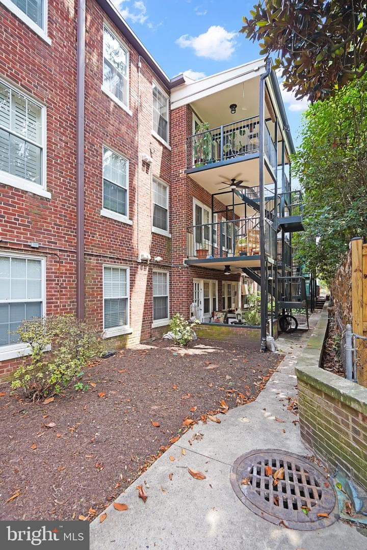 400 Commonwealth Avenue #304 photo 18