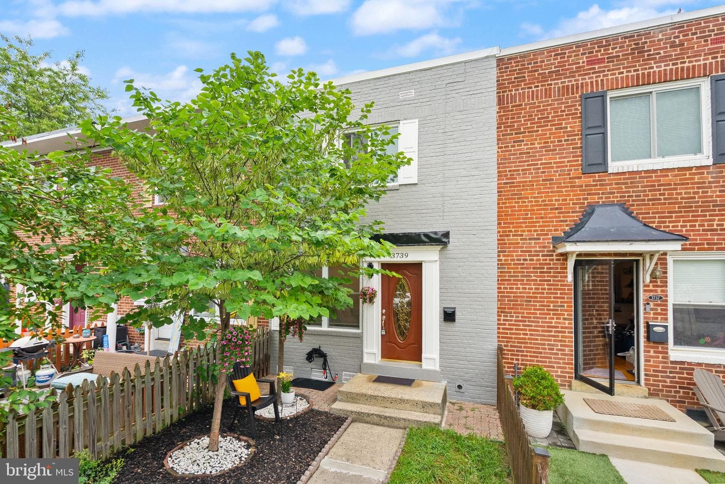 3739 Mark Drive, Alexandria