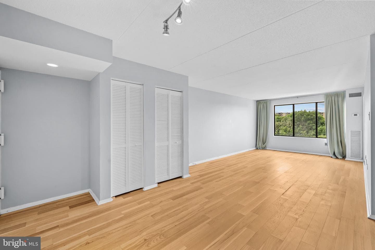 6300 Stevenson Avenue #1015 photo 6