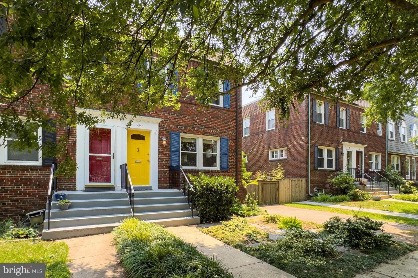 427 E Luray Avenue photo 3