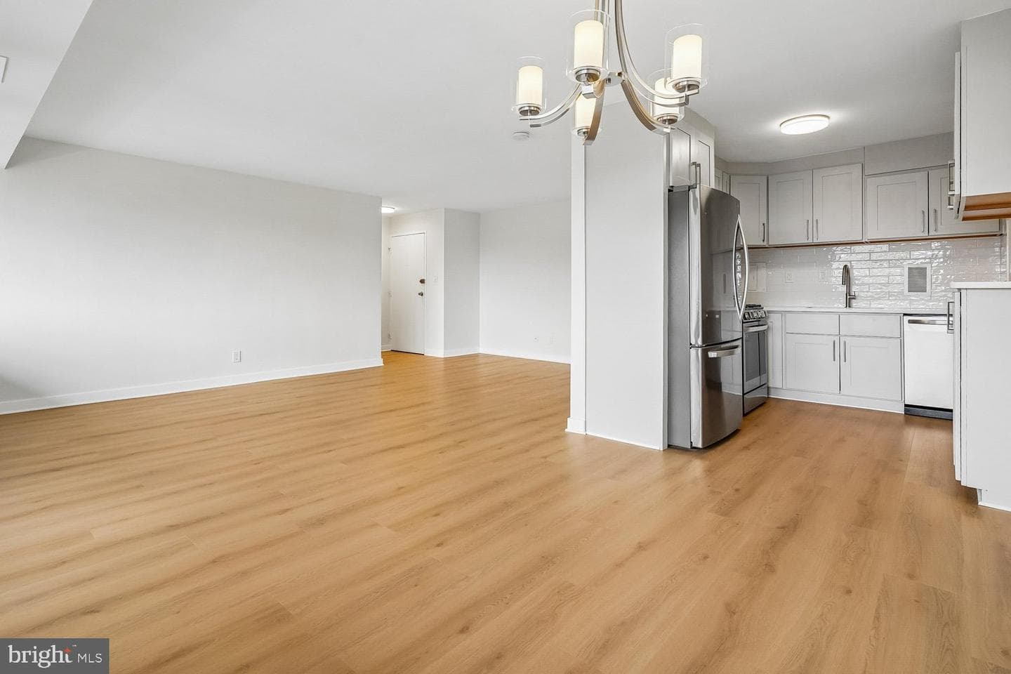 431 N Armistead Street #604 photo 19