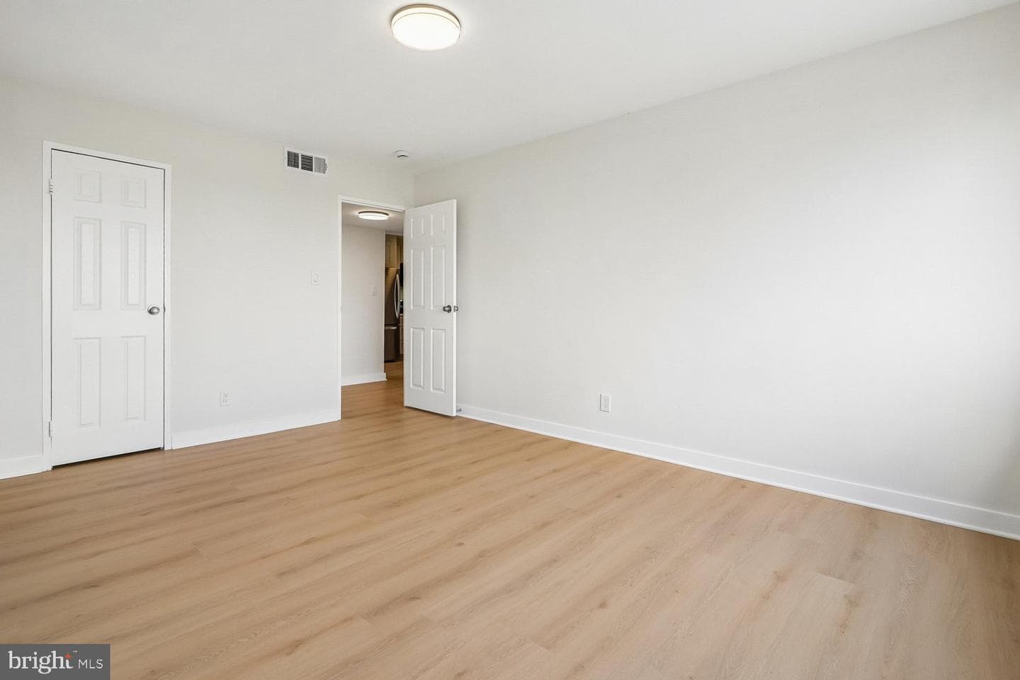 431 N Armistead Street #604 photo 29