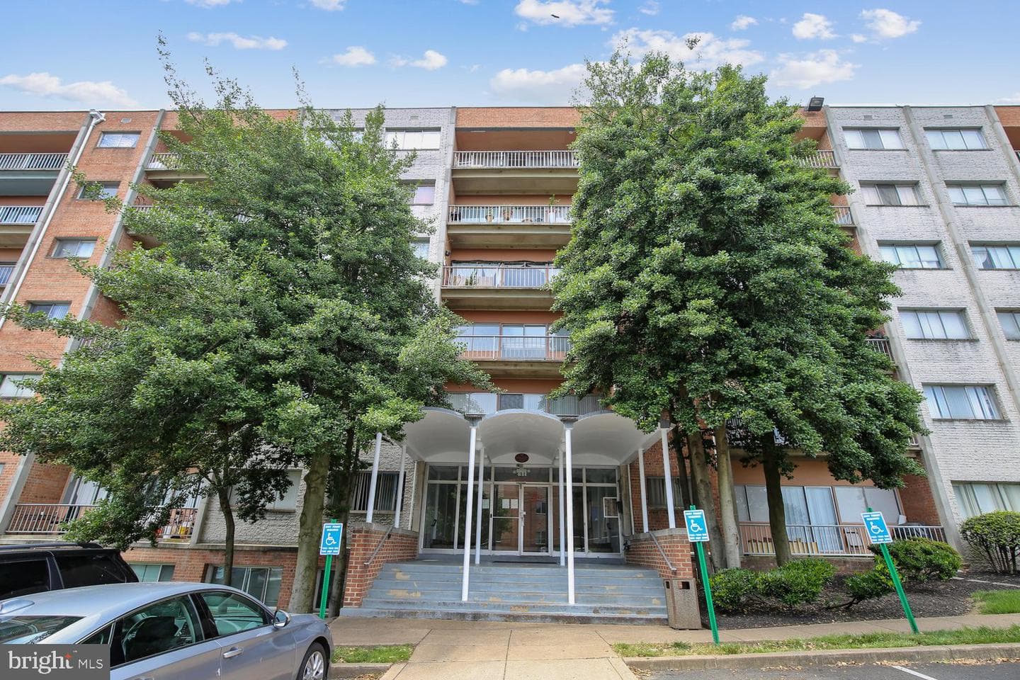 431 N Armistead Street #604 photo 37