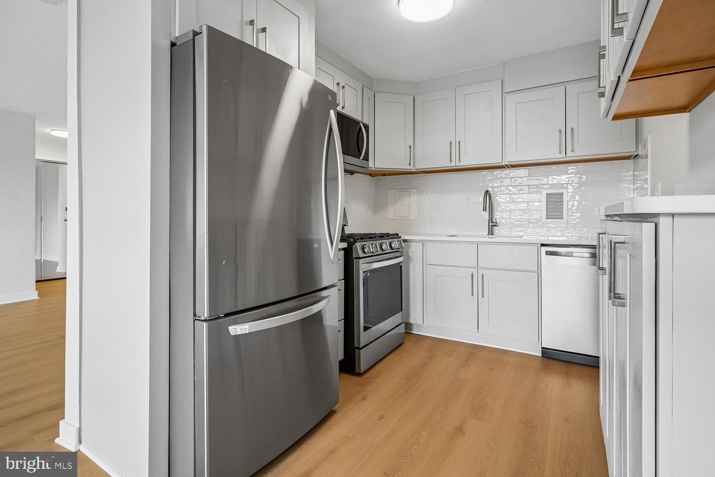 431 N Armistead Street #604 photo 8