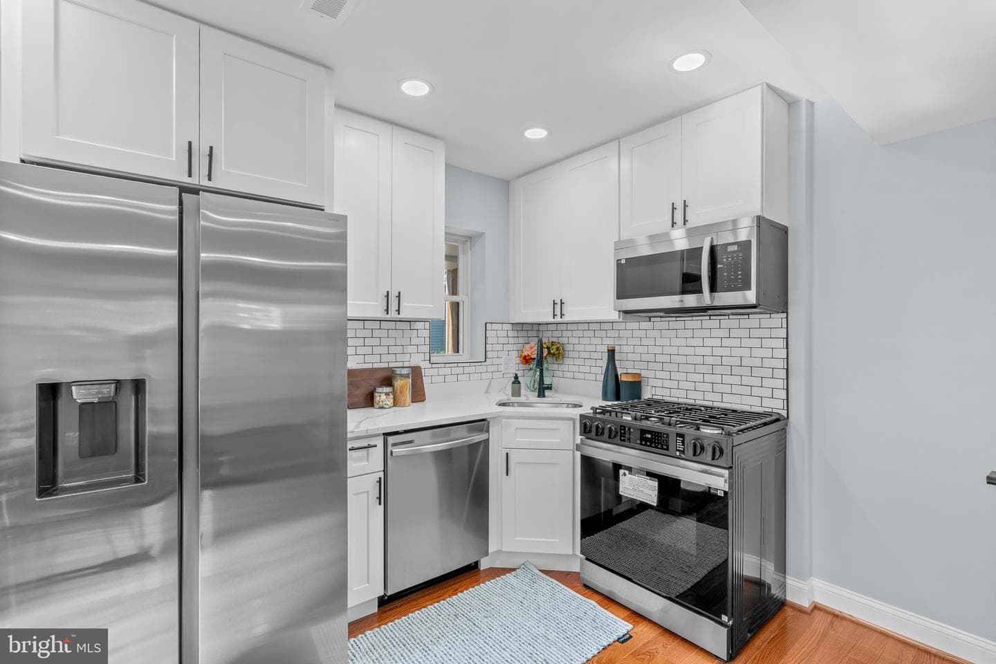315 E Raymond Avenue #a photo 8