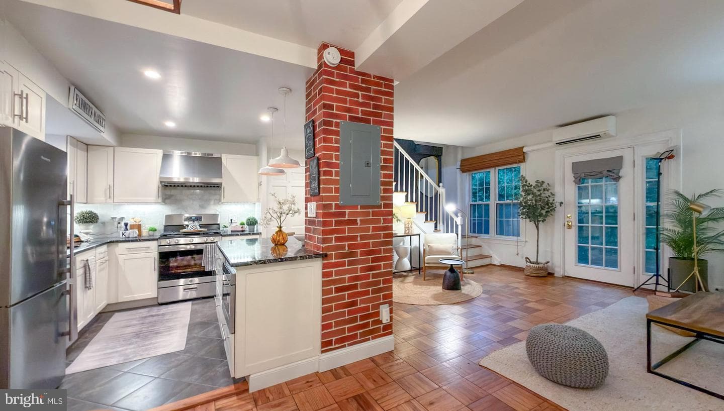 1806 Preston Road photo 6