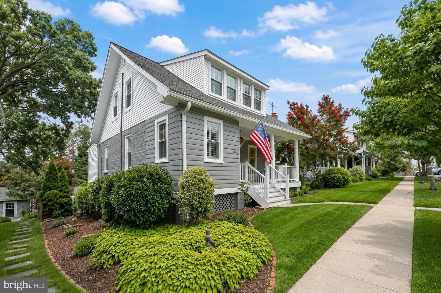 605 Johnston Place, Alexandria