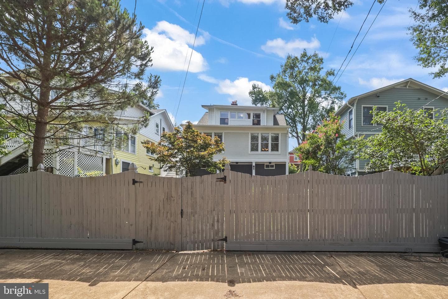 605 Johnston Place photo 55
