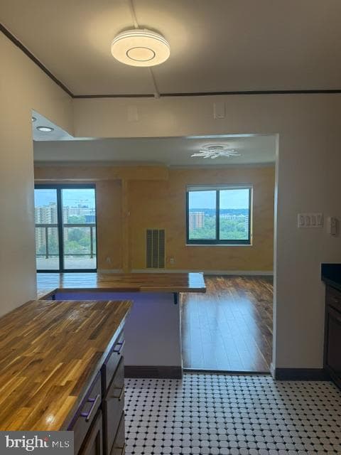 309 Yoakum Parkway #1708 photo 17
