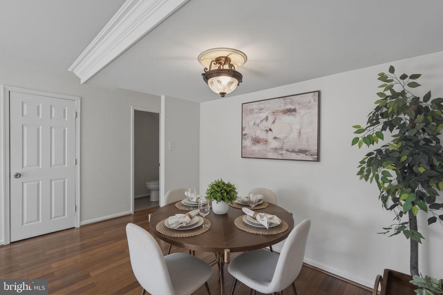 5902 Mayflower Court photo 8