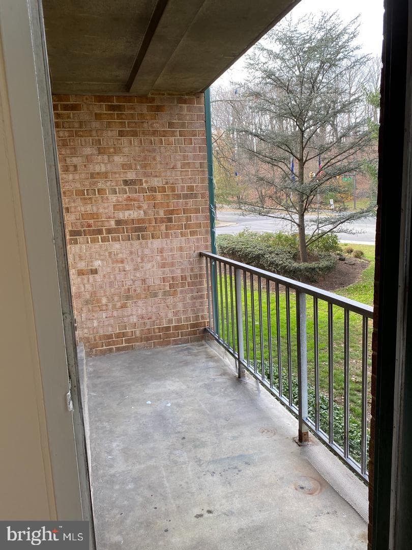 525 N Armistead Street #101 photo 8