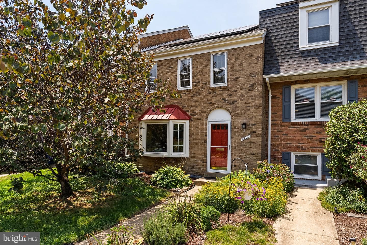1306 Commonwealth Avenue, Alexandria