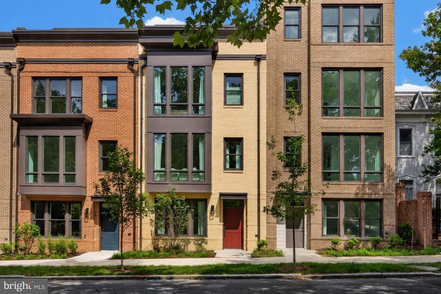 608 S Alfred Street, Alexandria