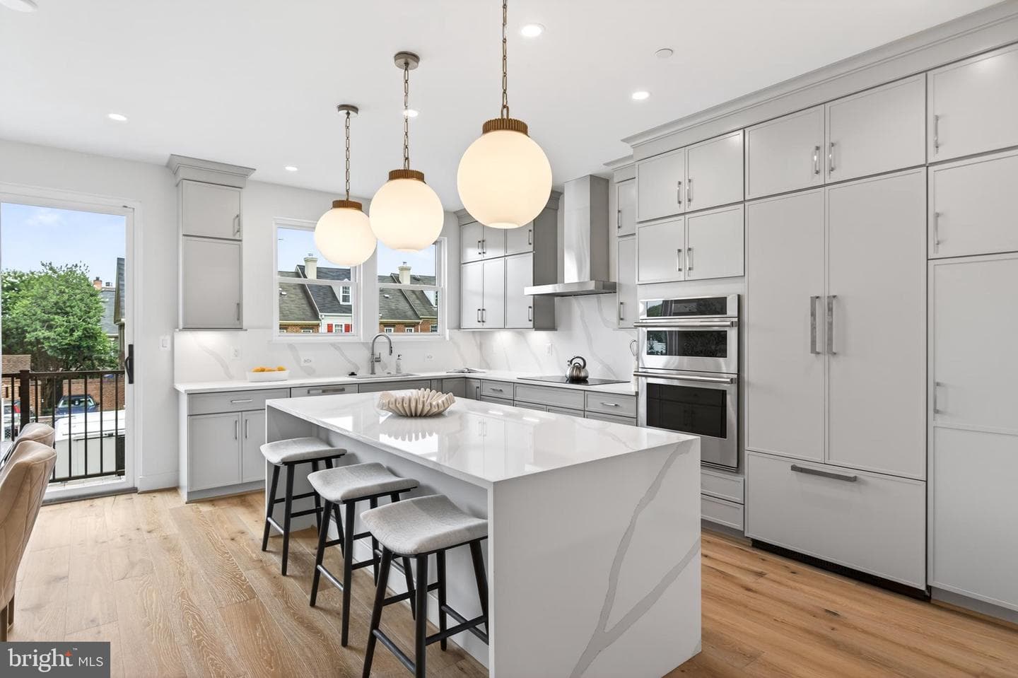 608 S Alfred Street photo 15