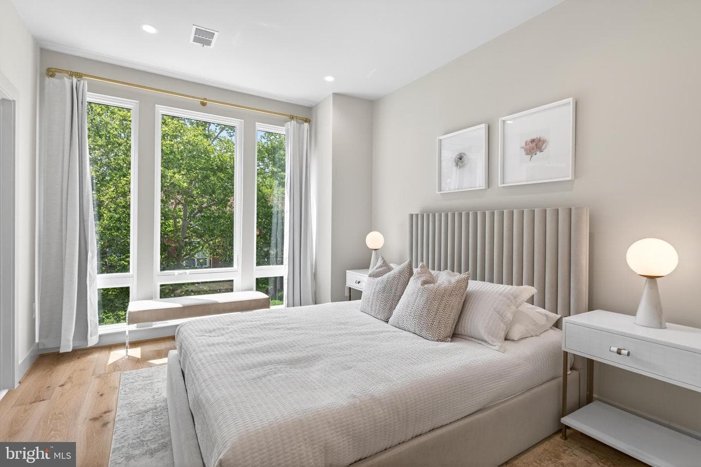 608 S Alfred Street photo 27