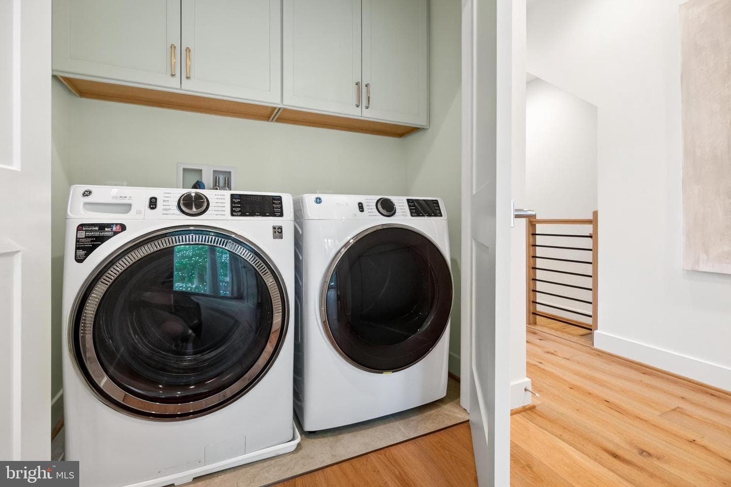 608 S Alfred Street photo 30