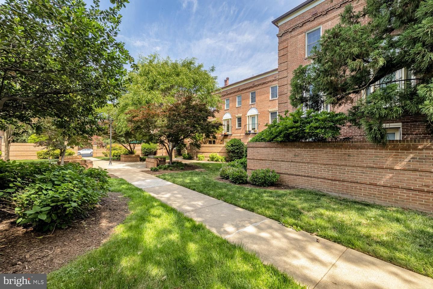 1115 N Pitt Street #2b photo 25
